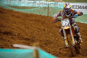 开云体育世界杯-勇士带走步行者，乔治成为关键先生