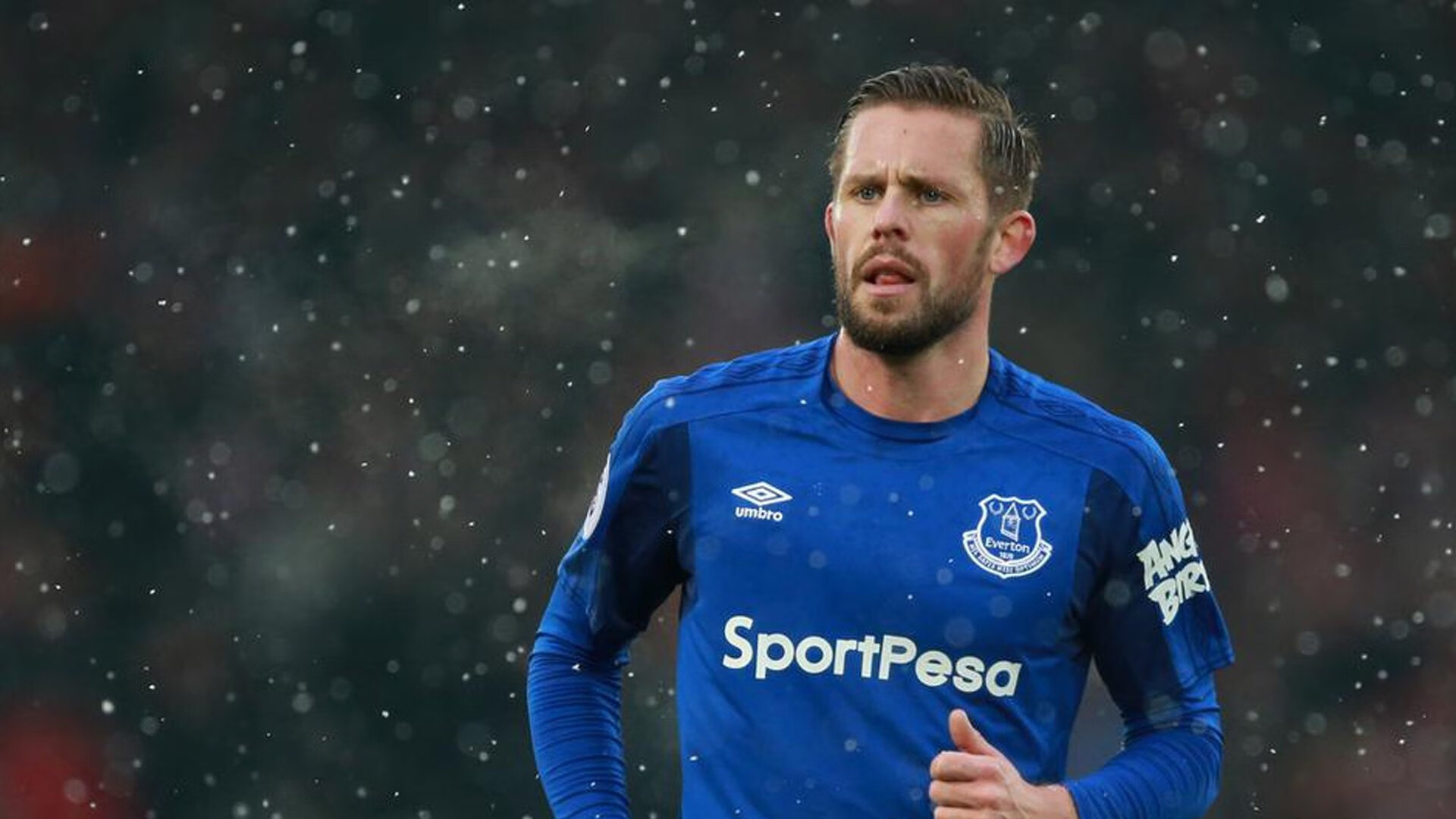 年度焦点之战，当黄金一代的余晖，照亮了欧洲杯的残酷黎明