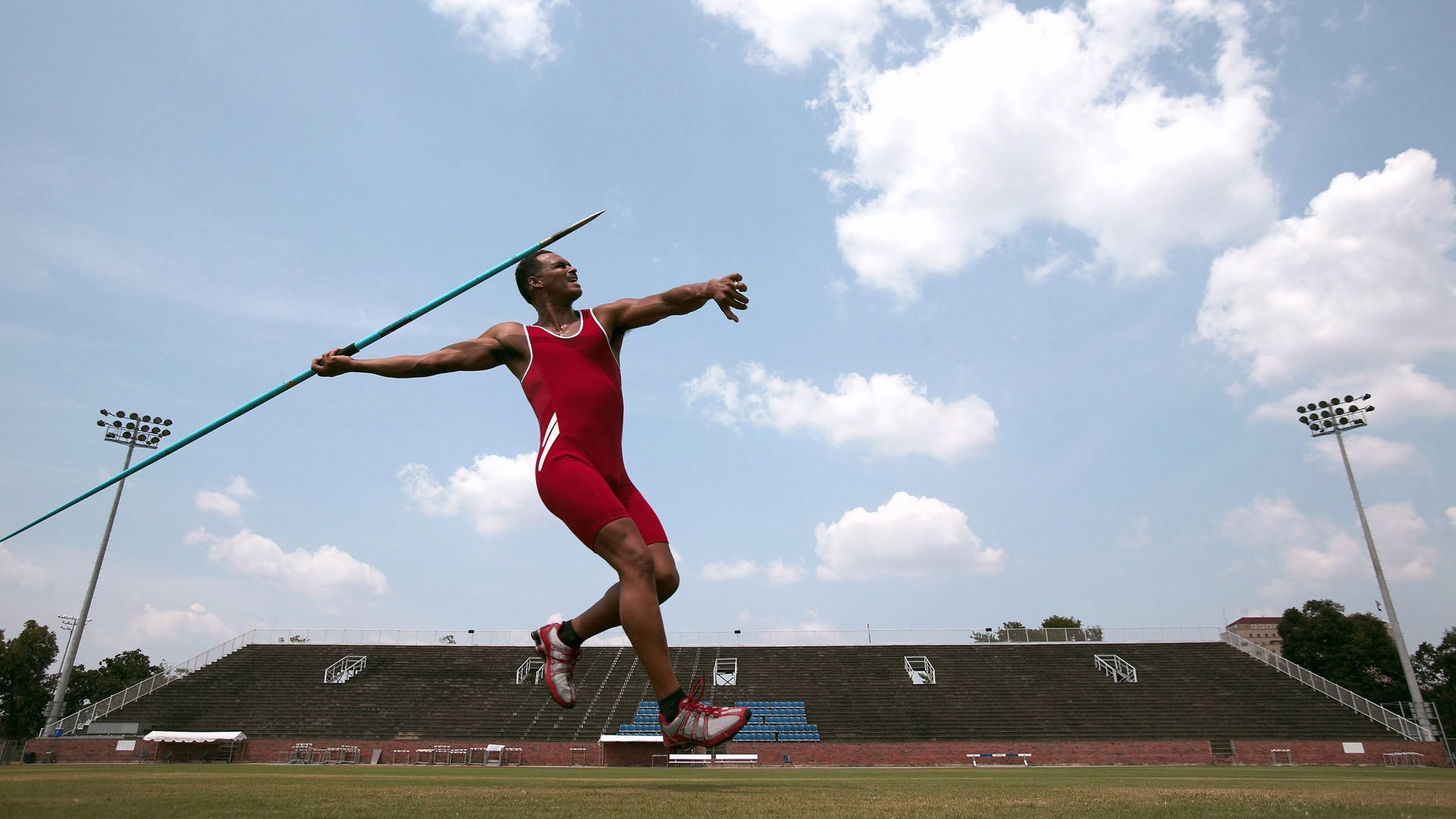 基耶萨完成自我救赎，秘鲁血拼洪都拉斯，绿茵场上的命运交响